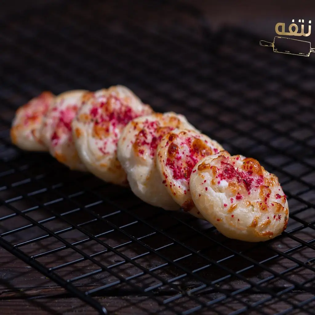 بيتزا باللبنه
